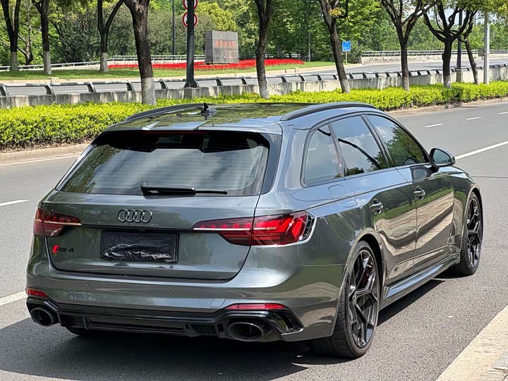2024 Audi RS 4