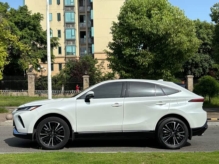 Toyota Venza 2023 2023款 2.0L CVT两驱尊贵版