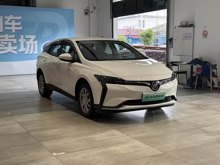 Zdjęcie 3 - Buick Velite 6