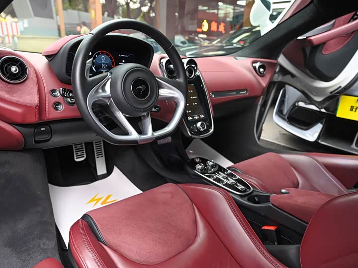 McLaren GT 2023 2023款 4.0T 标准型