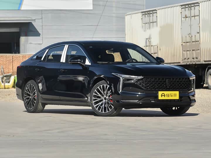 2025 Bestune B70