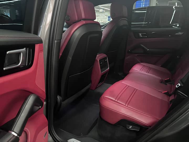 Zdjęcie 6 - Porsche Cayenne Hybrid