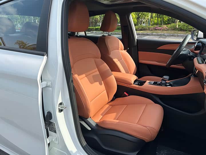 MG Motor 5 2026 2026款 300DTGI 全球旗舰MAX版
