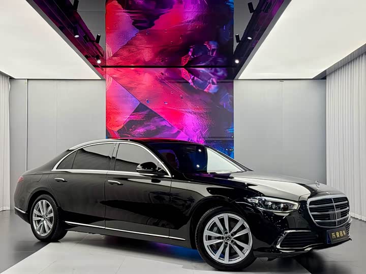 Фото 4 - Mercedes-Benz S-Class