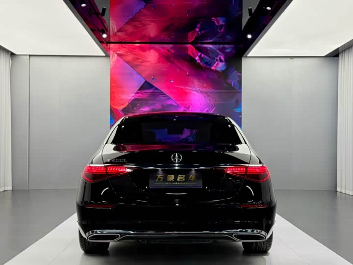 Фото 9 - Mercedes-Benz S-Class