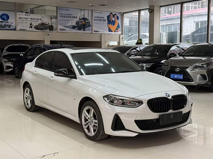 Фото 3 - BMW 1 Series