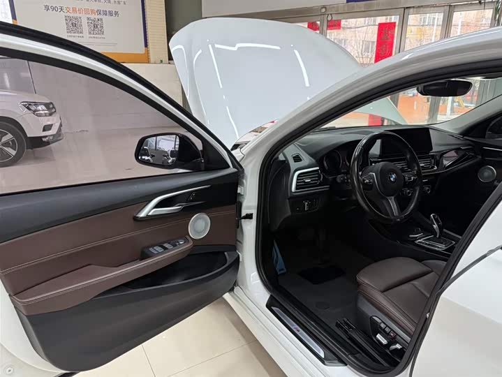 Фото 8 - BMW 1 Series