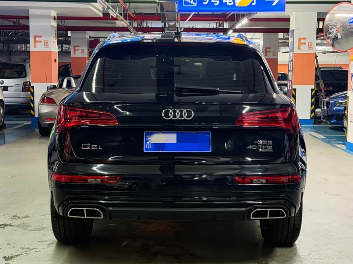 Фото 4 - Audi Q5L
