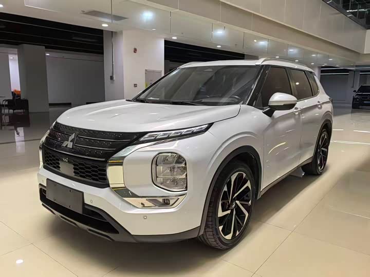 2023 Mitsubishi Outlander