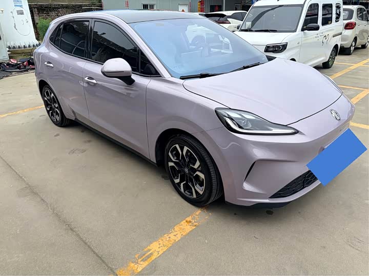 Фото 3 - MG Motor 4 EV