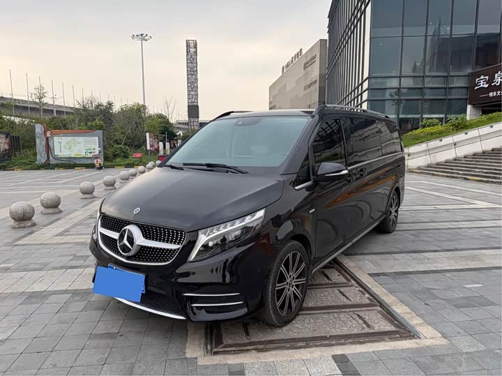 Mercedes-Benz V-Class 2022 2022款 V 260 L 长轴距豪华版