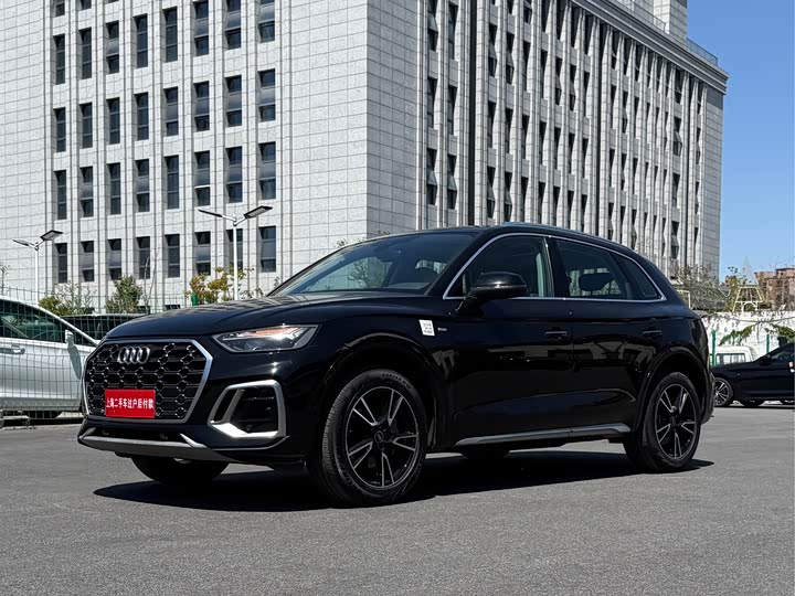 Фото 3 - Audi Q5L
