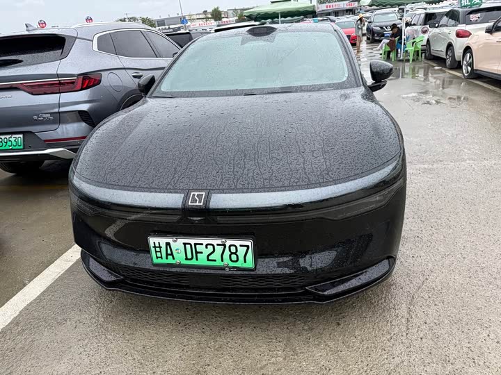 Zeekr 007 2025 2025款 后驱智驾版 75kWh