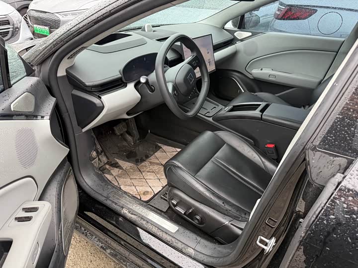 Zeekr 007 2025 2025款 后驱智驾版 75kWh