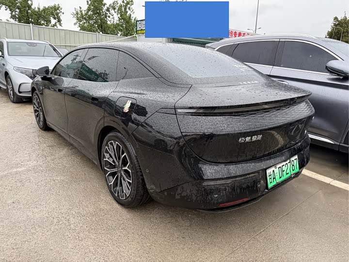 Zeekr 007 2025 2025款 后驱智驾版 75kWh