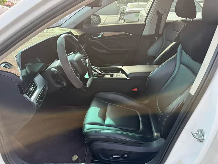 Bestune B70 2023 2023款 第三代 1.5T 自动畅享型