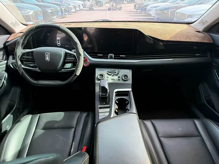 Bestune B70 2023 2023款 第三代 1.5T 自动畅享型