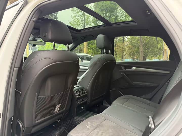 2024 Audi Q5L Sportback