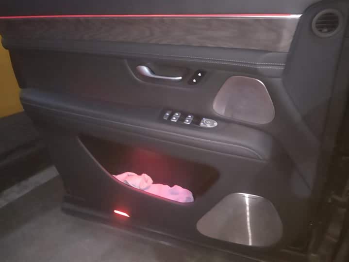 Aito M7 2022 2022款 1.5T 后驱舒适版