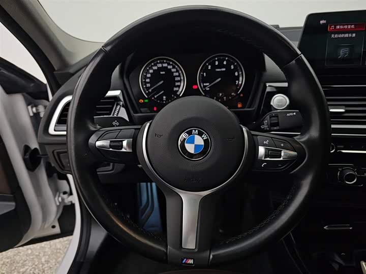 Фото 6 - BMW 1 Series