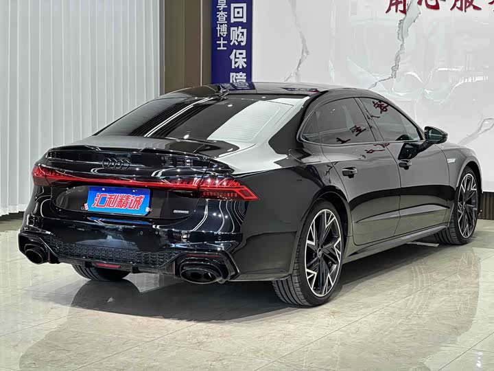 Audi A7L 2025 2025款 45 TFSI quattro 黑武士版