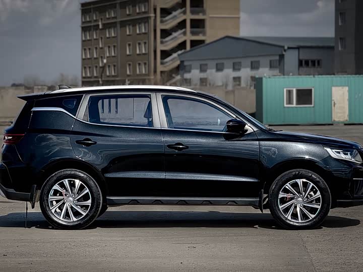 Geely Vision X6 2021 2021款 PRO 1.4T 自动尊贵型