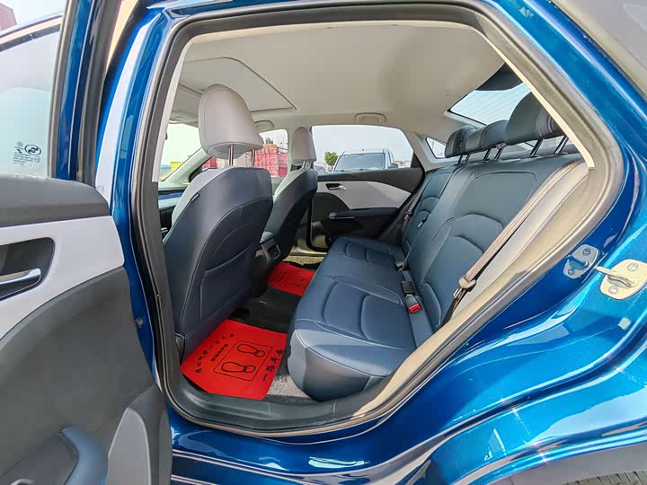 Chevrolet Monza 2023 2023款 1.5L 双离合悦享版