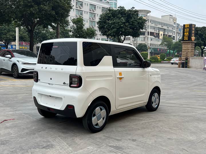 Geely Galaxy Panda Mini 2023 2023款 熊猫mini 200km 耐力熊