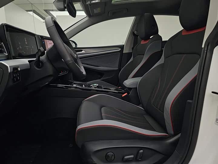 Volkswagen Lamando L 2024 2024款 凌渡L 280TSI DSG酷辣版
