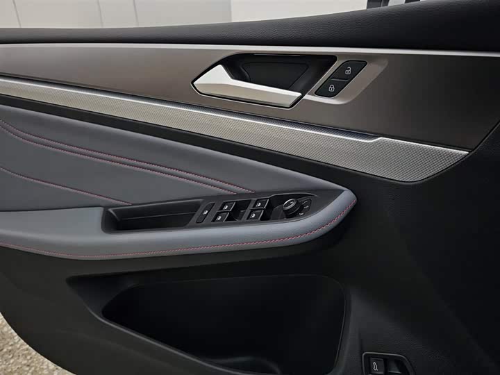 Volkswagen Lamando L 2024 2024款 凌渡L 280TSI DSG酷辣版