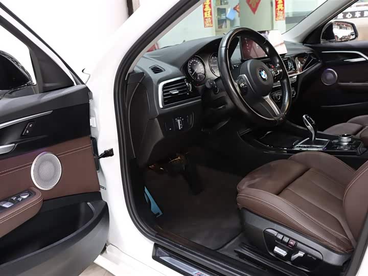 BMW 1 Series 2023 2023款 125i M运动曜夜版