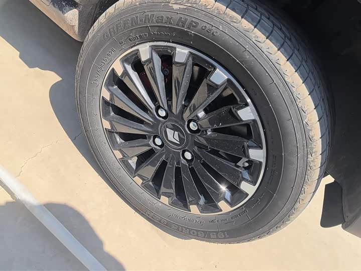 Baojun Yep 2023 2023款 智尊版