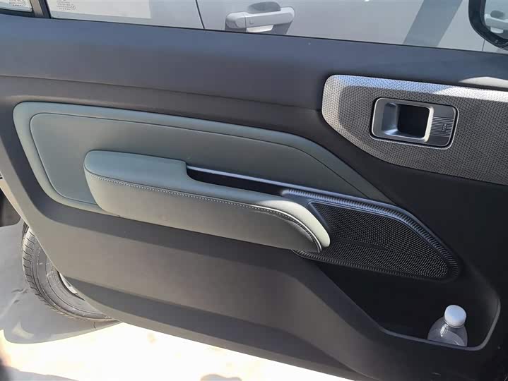 Baojun Yep 2023 2023款 智尊版