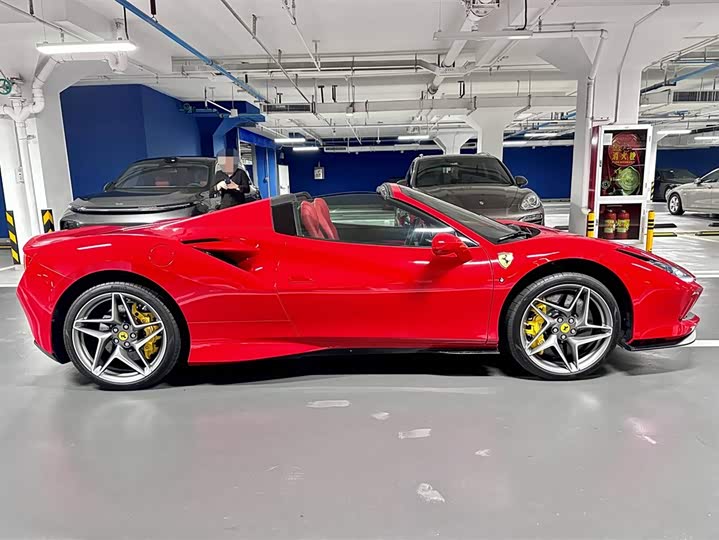 2020 Ferrari F8
