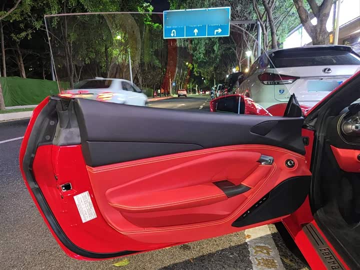 Ferrari F8 2020 2020款 Spider 3.9T V8