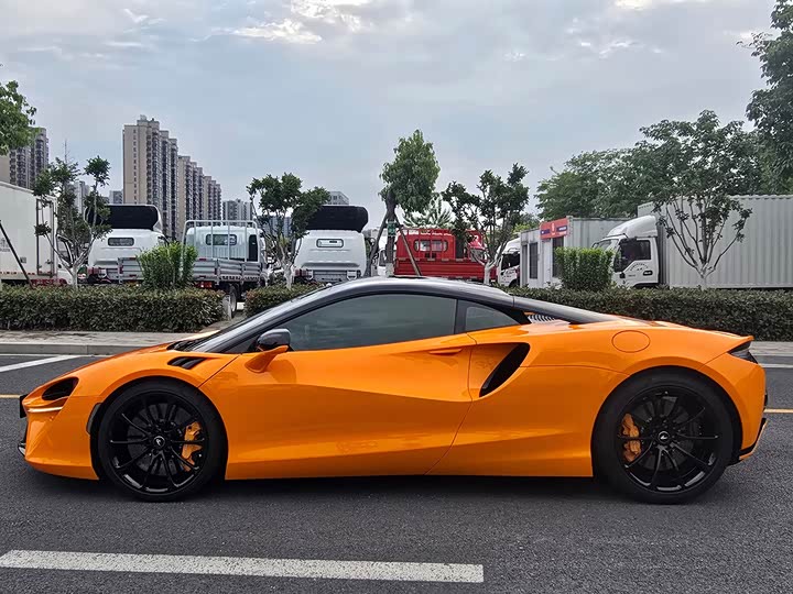 McLaren Artura 2023 2023款 3.0T Hybrid 标准型