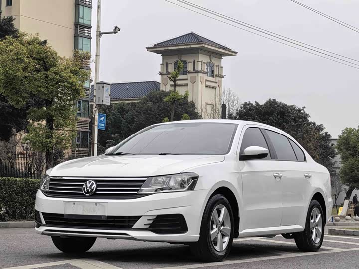 Фото 1 - Volkswagen Lavida