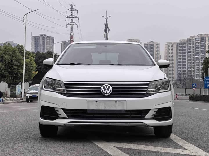 Фото 2 - Volkswagen Lavida