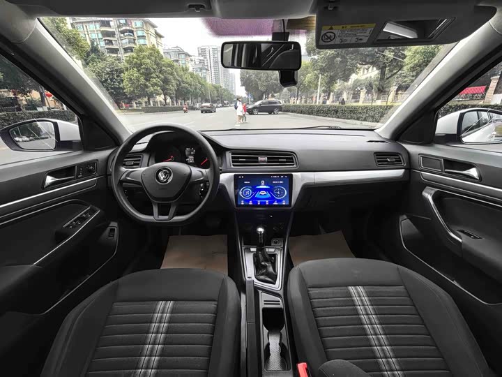 Фото 6 - Volkswagen Lavida
