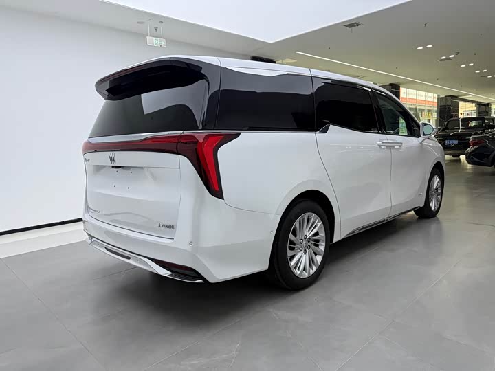 Buick GL8 Century 2025 2025款 2.0T 七座蕴世版