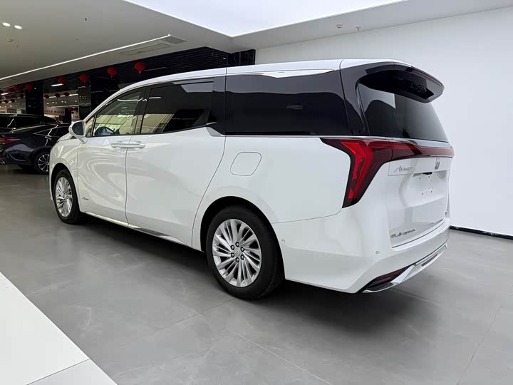 Buick GL8 Century 2025 2025款 2.0T 七座蕴世版