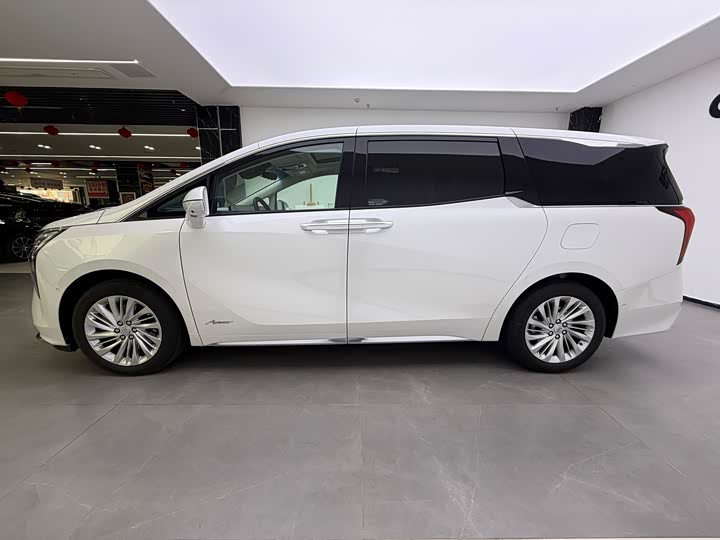 Buick GL8 Century 2025 2025款 2.0T 七座蕴世版