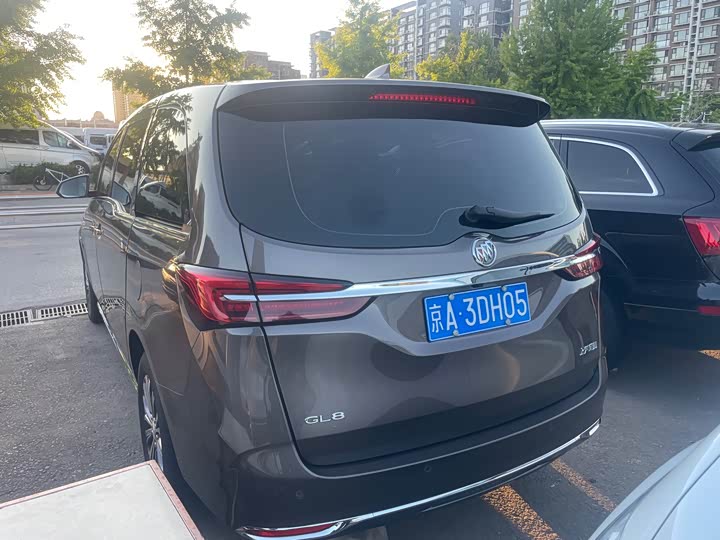 Buick GL8 ES 2023 2023款 陆上公务舱 智享型