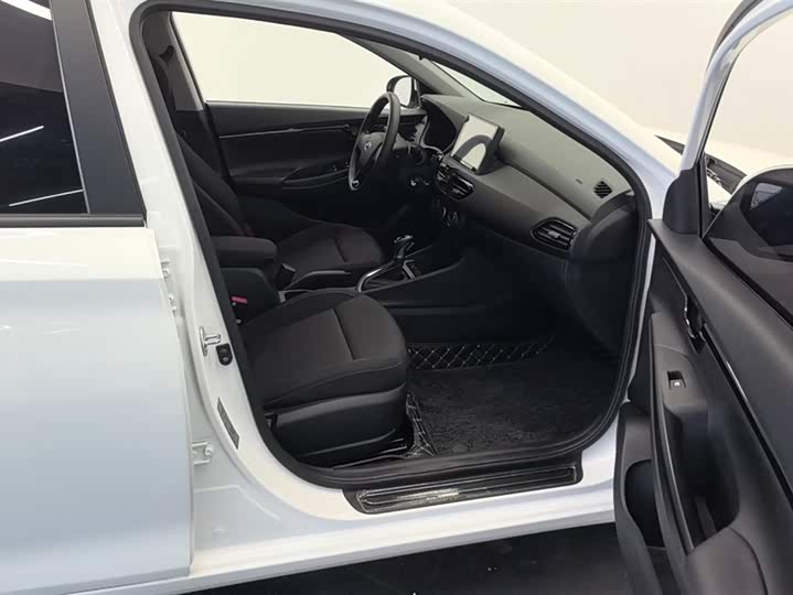 Hyundai Celesta 2020 2020款 1.6L 自动GL悦目版