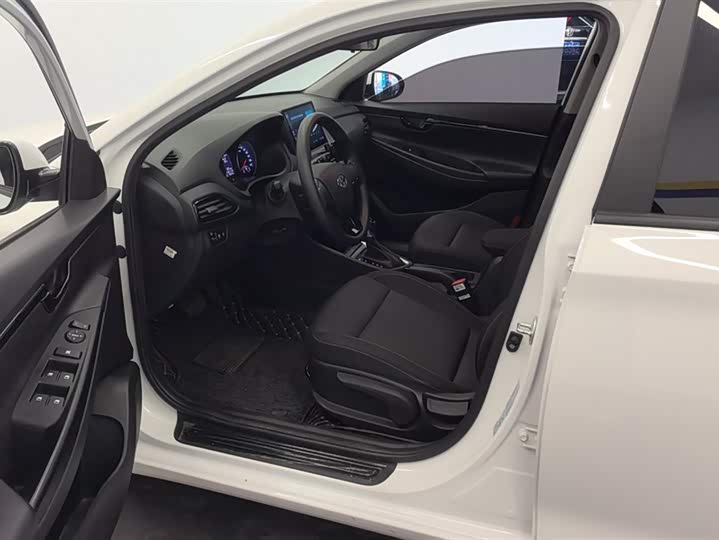 Hyundai Celesta 2020 2020款 1.6L 自动GL悦目版