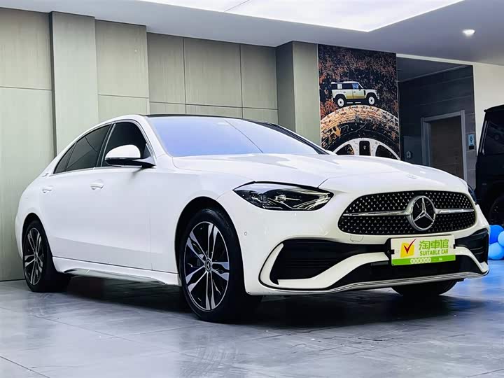 Photo 3 - Mercedes-Benz C-Class Hybrid