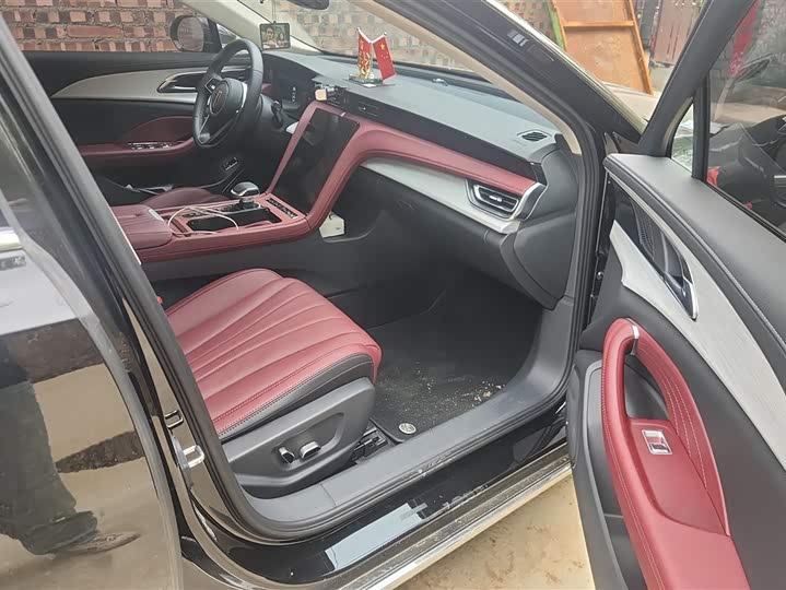 Фото 8 - Hongqi H5