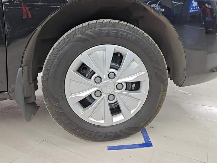 JAC Refine M3 2022 2022款 1.5T 7座标准版