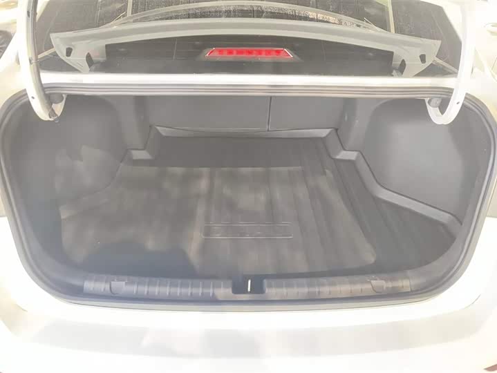 Zdjęcie 4 - Geely Emgrand