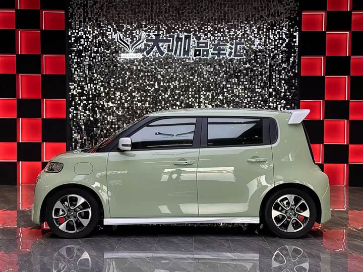 2022 Ora White Cat